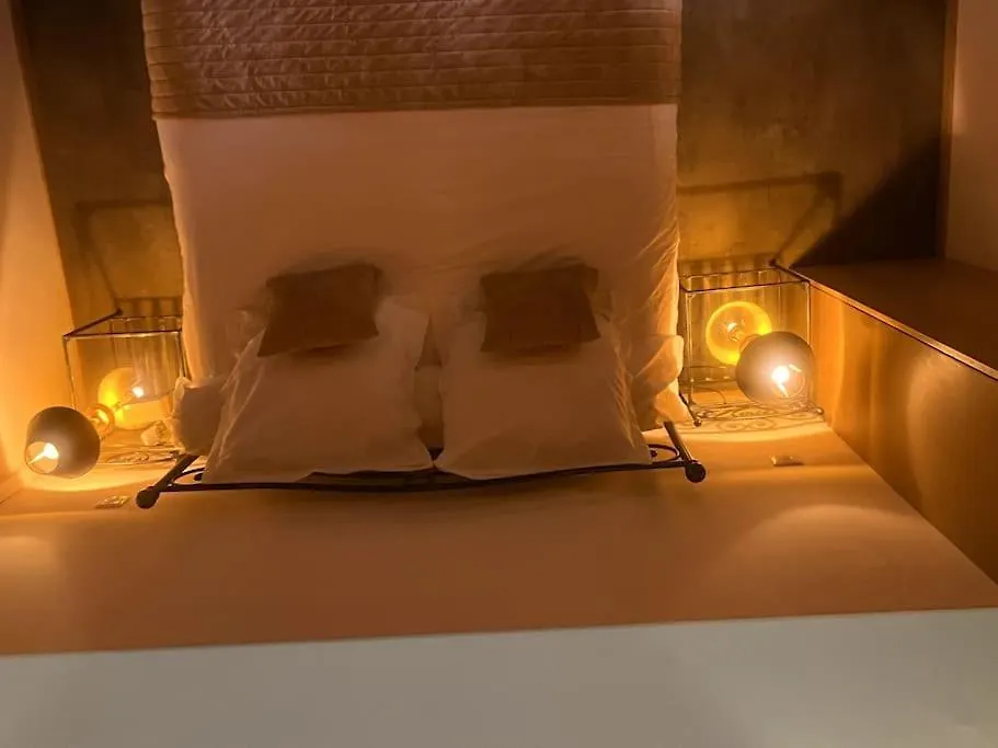 Gite De Charme 5 Etoiles Pour Couple Avec Sauna Et Jacuzzi Exterieurs Privatifs Peaugres